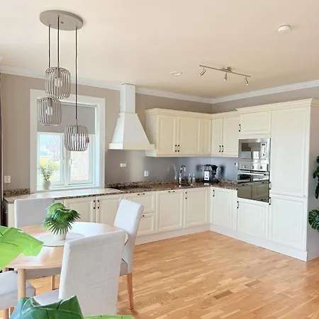 With Sea View Stokmarknes