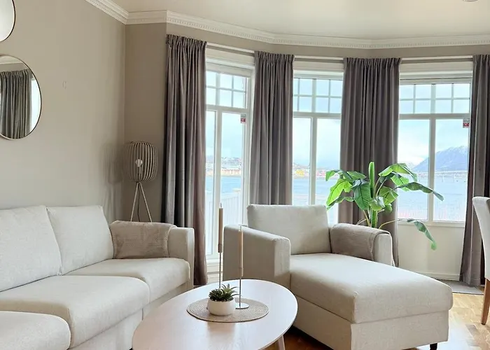With Sea View ستوكماركنيس